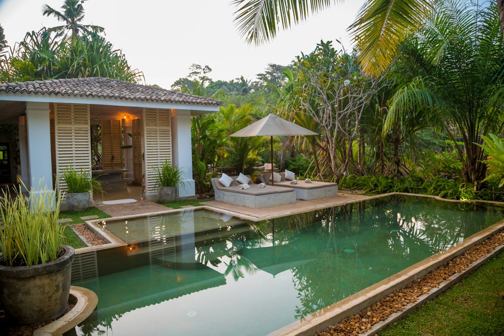 Bungalow with plunge pool